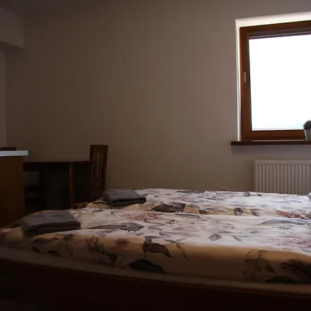 Mietusia Przystan - Wynajem Pokoi Pensionat Ciche (Nowy Targ)